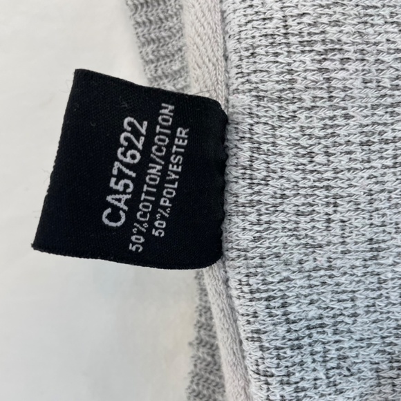 Tobermory River Wear Crewneck Sweater Variegated Gray Unisex Medium LIKE NEW - Picture 10 of 13